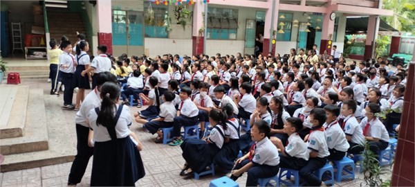 SINH HOẠT CHÀO CỜ TUẦN 23 - Sinh hoạt Ngày Thầy thuốc Việt Nam